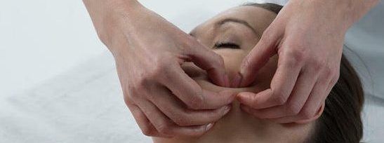 bindweefsel-massage-gezicht-yourbeauty-steenwijk